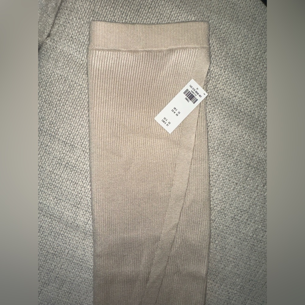 Abercrombie ribbed midi skirt